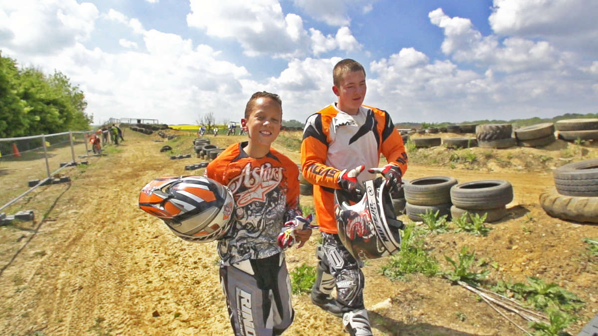 Enfants-equipements 1200x675